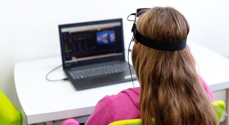 How Brainwave Headsets Are Quietly Replacing Your Keyboard